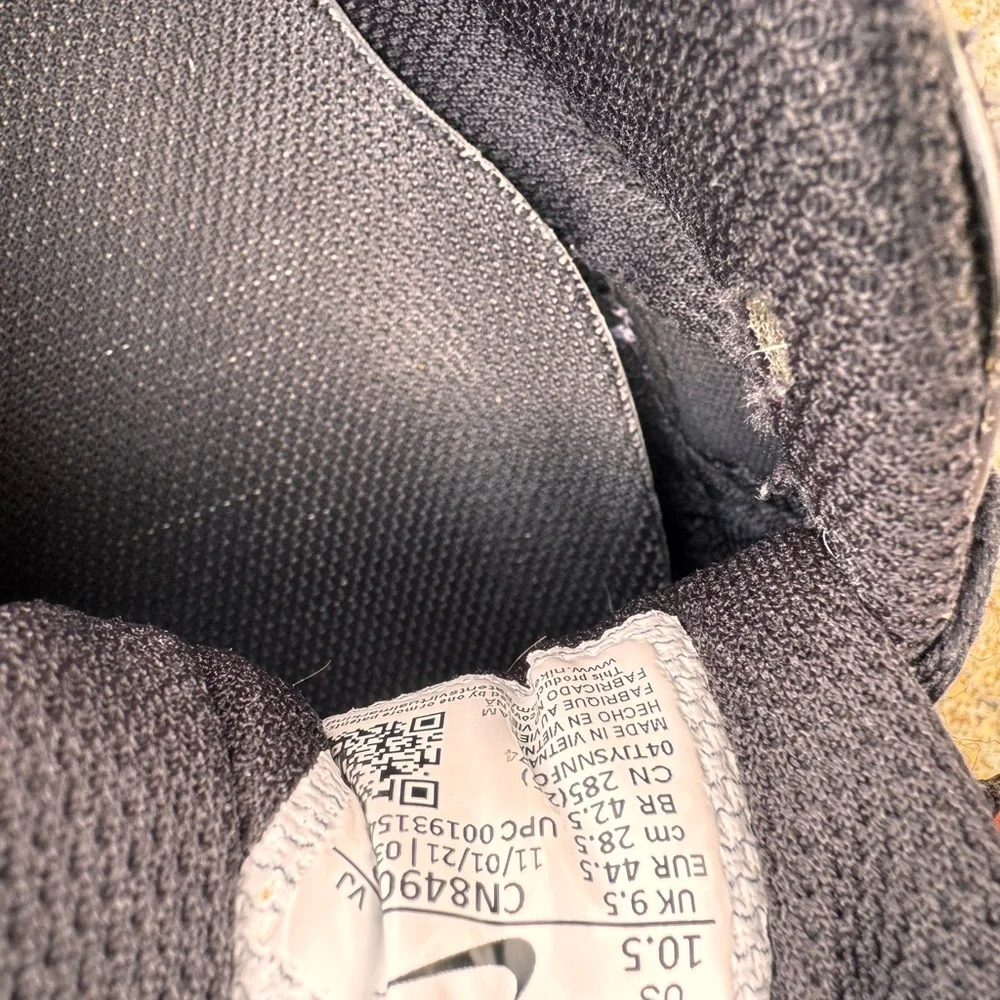 2 pairs Men’s Nike air Max & adidas running shoes size 10.5 - Picture 4 of 9